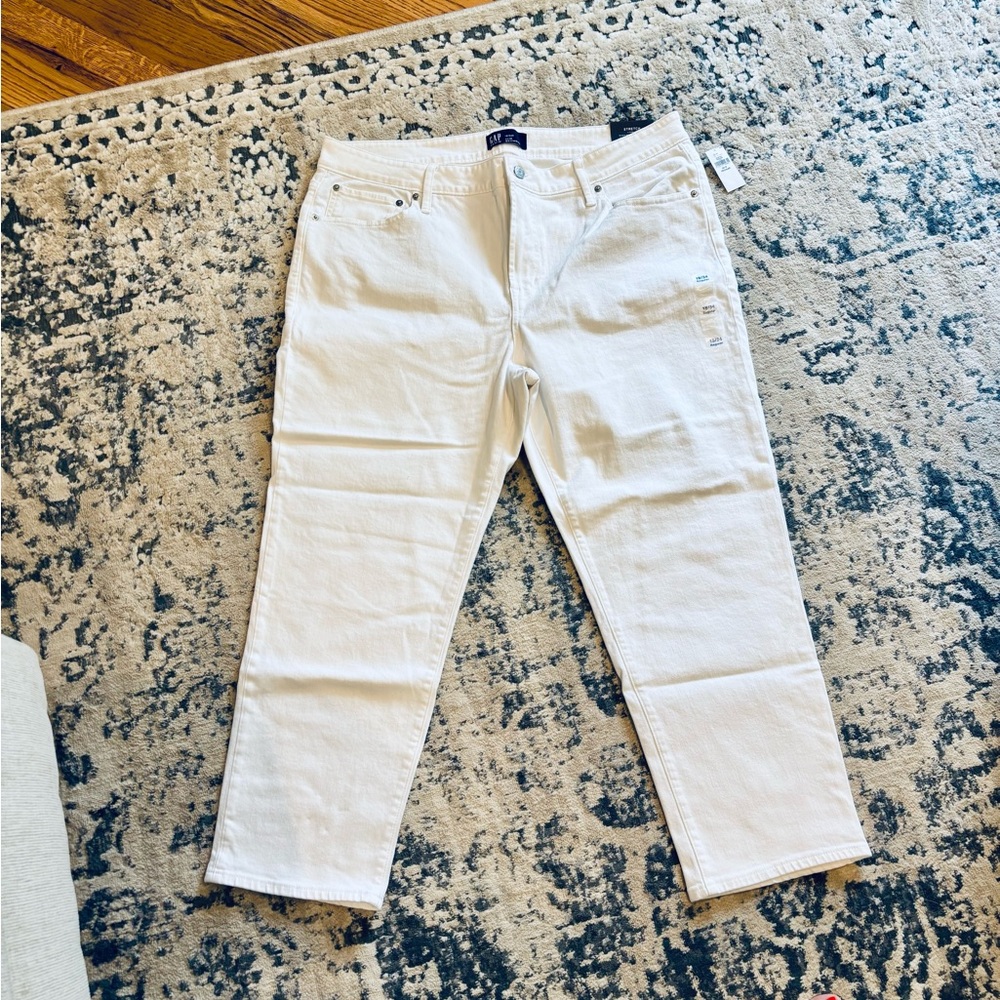 GAP White 18/34R Slim Boyfriend Stretch Ankle Jeans NWT